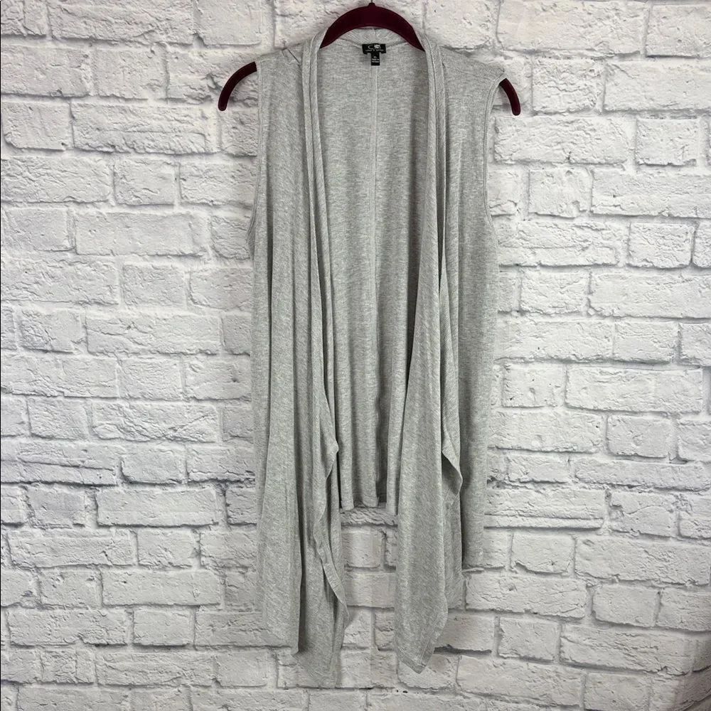 Cable & Gauge Light Gray Sleeveless Cardigan